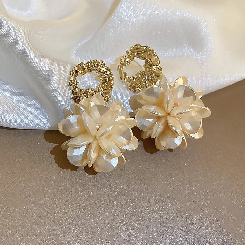 Flower Pendant Earrings