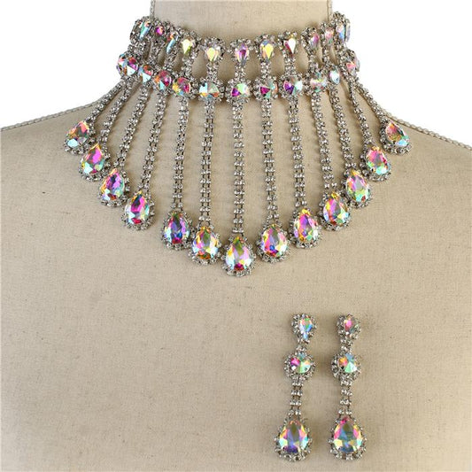 Fringe in Diamonds Necklace Set