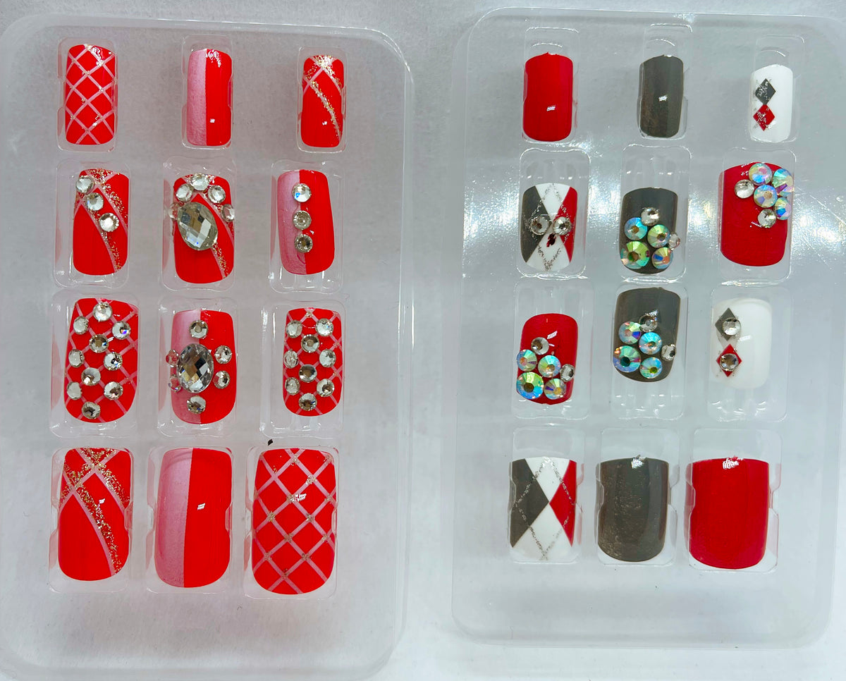 Abstract Crystal 5D Nails