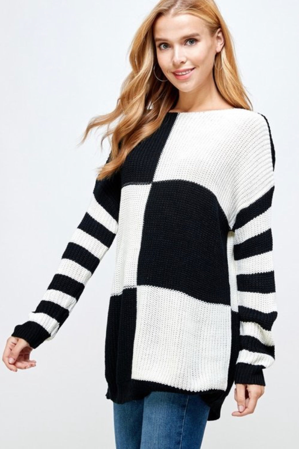 Color Block Sweater(Black & White)