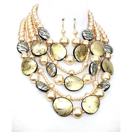 Wanderlust Chunky Pearl Necklace Set